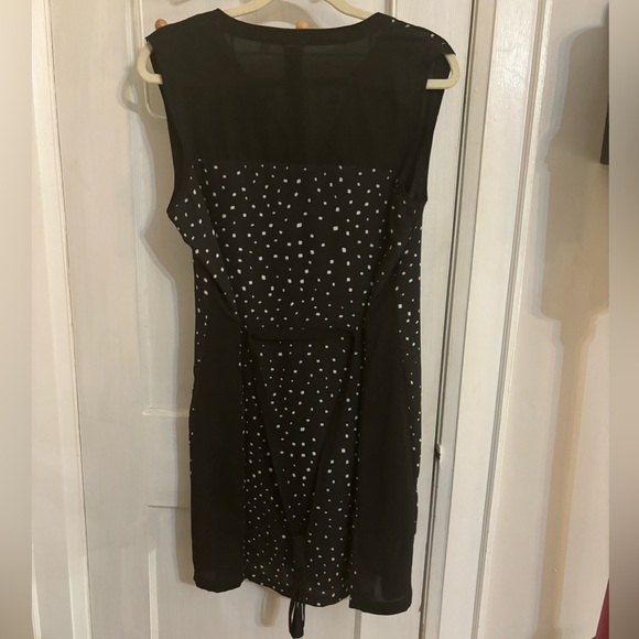 Beautiful Motion Dress - Canadian made - Toronto - Picture 2 of 3